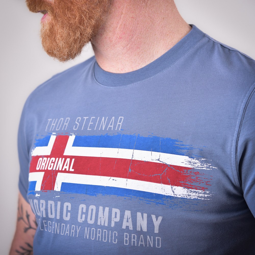 T-SHIRT LEGENDARY T-SHIRT LEGENDARY
