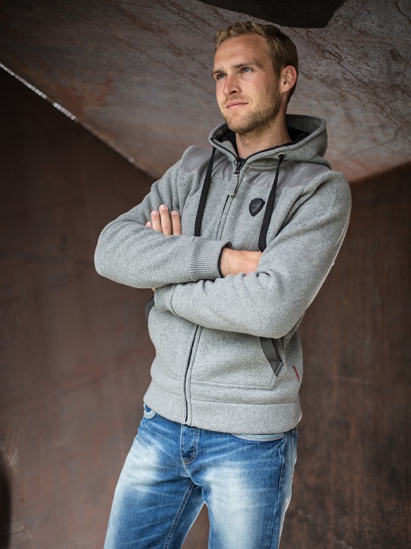 STRICKJACKE FØRBUND