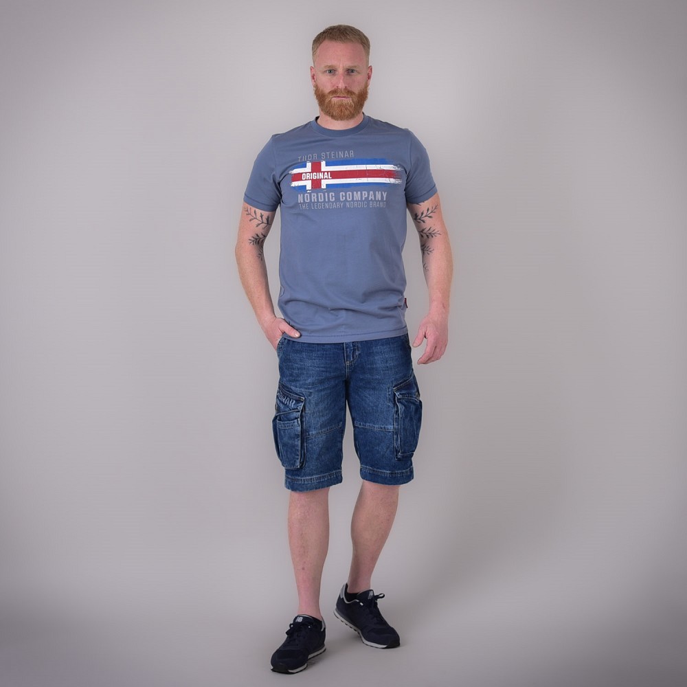 T-SHIRT LEGENDARY T-SHIRT LEGENDARY