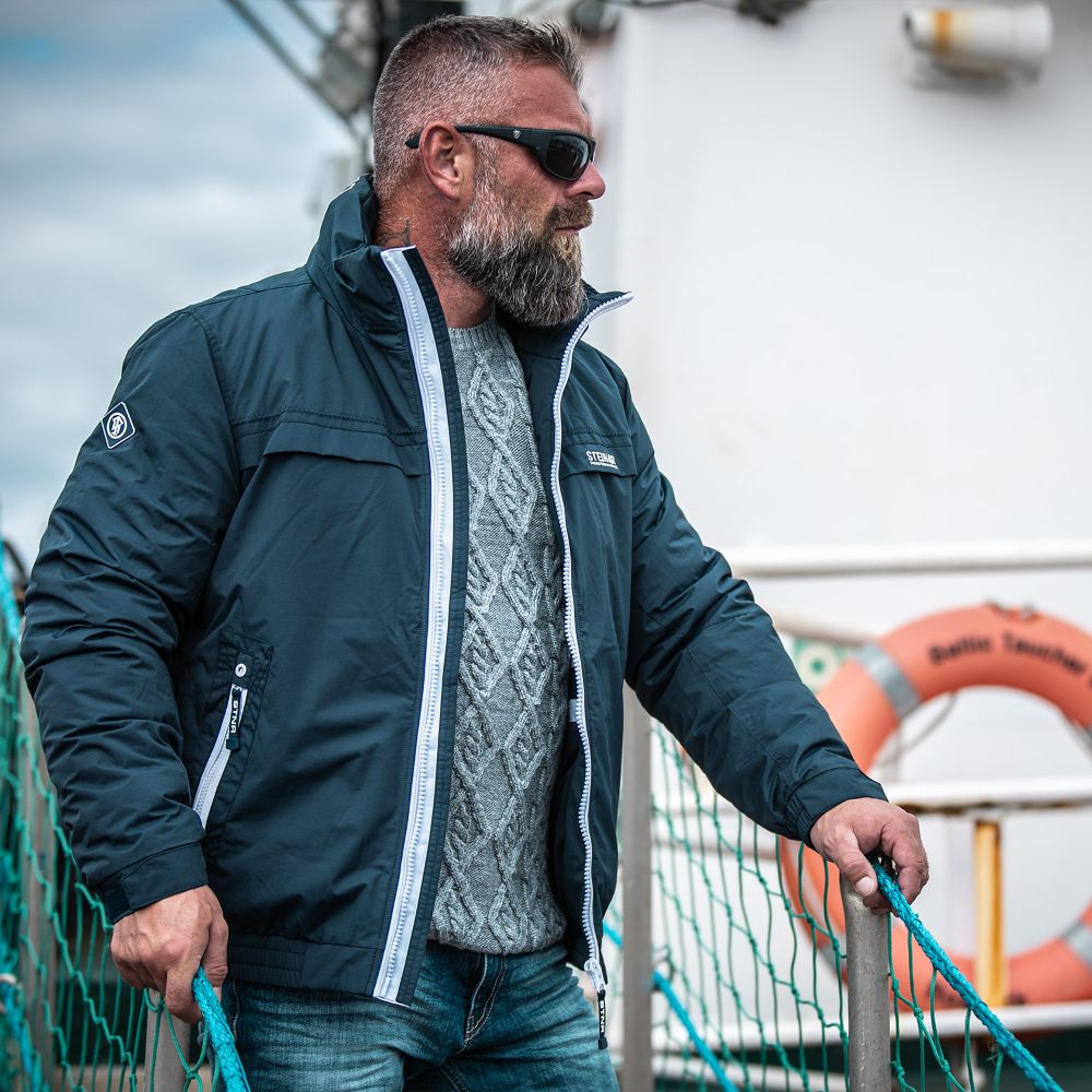 JACKE FRØYLAR