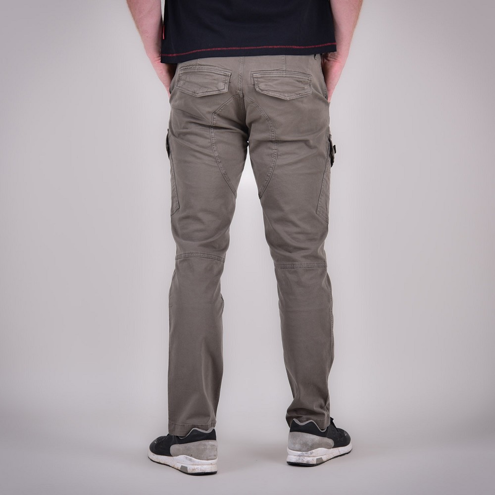 CARGOHOSE EGGERT III OLIV (O. GÜRTEL) CARGOHOSE EGGERT III OLIV (O. GÜRTEL)