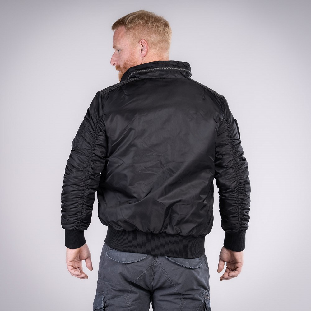 JACKE STETIND JACKE STETIND