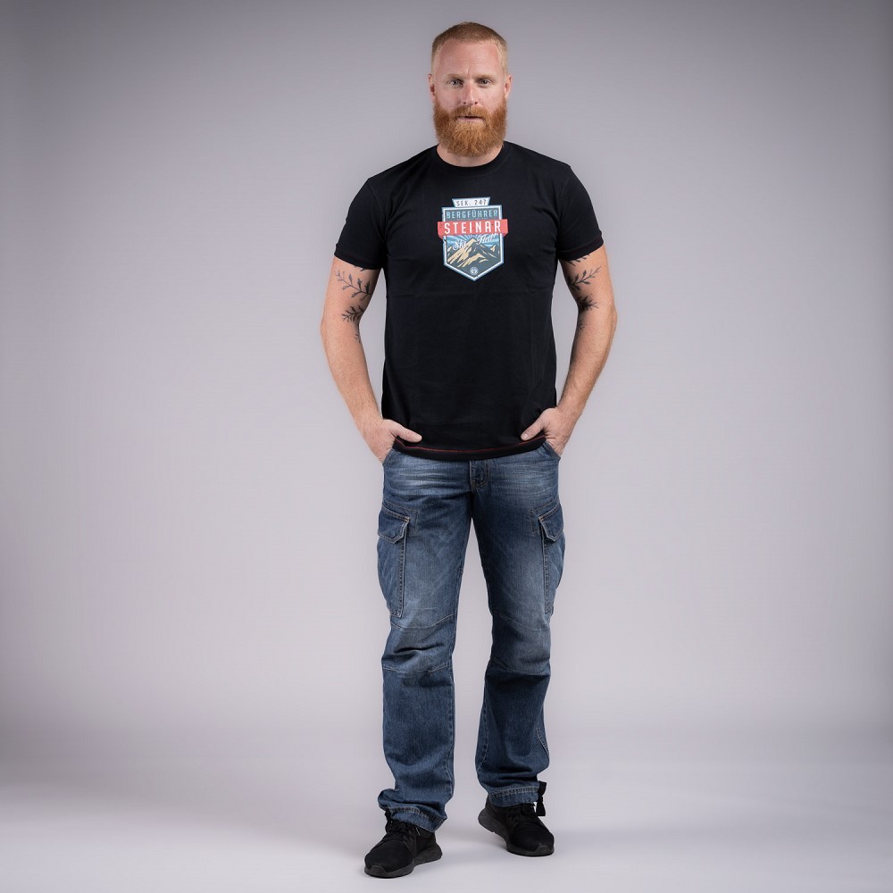 T-SHIRT MOUNTAIN GUIDE