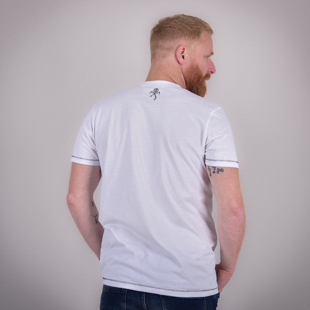 T-SHIRT MOUNTAIN GUIDE