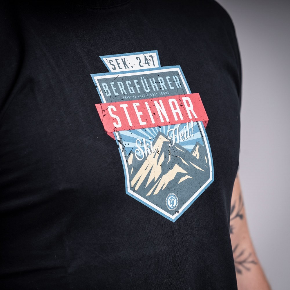 T-SHIRT MOUNTAIN GUIDE