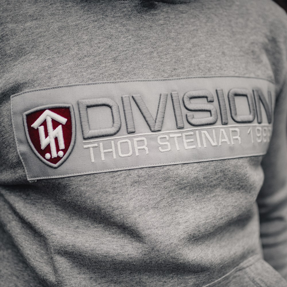 KAPUZENSWEATSHIRT DRØDNING DIV. KAPUZENSWEATSHIRT DRØDNING DIV.