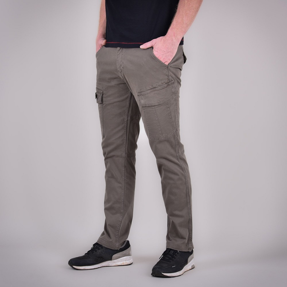CARGOHOSE EGGERT III OLIV (O. GÜRTEL) CARGOHOSE EGGERT III OLIV (O. GÜRTEL)