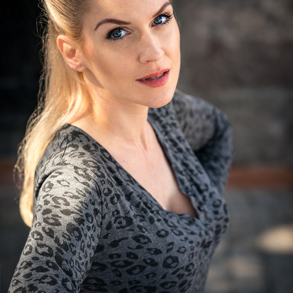 DAMEN LONGSLEEVE JELØYA DAMEN LONGSLEEVE JELØYA
