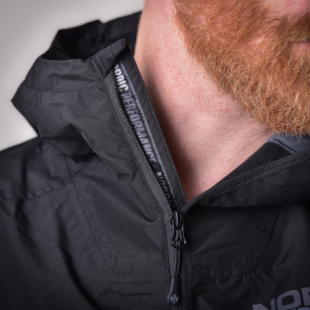 JACKE SKARSTIND JACKE SKARSTIND