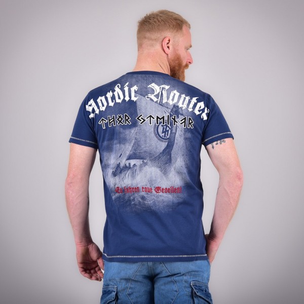 TS-S23-10360_Nordic_Routes_Studio_nah_back_marine_24804